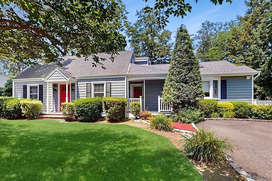 1st image of 18 Dickinson Avenue