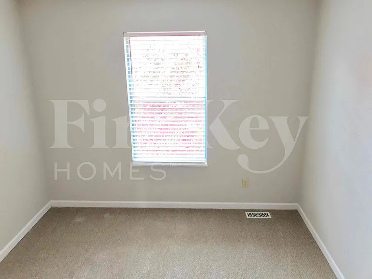 9 Kingsmont Ct — Photo 9