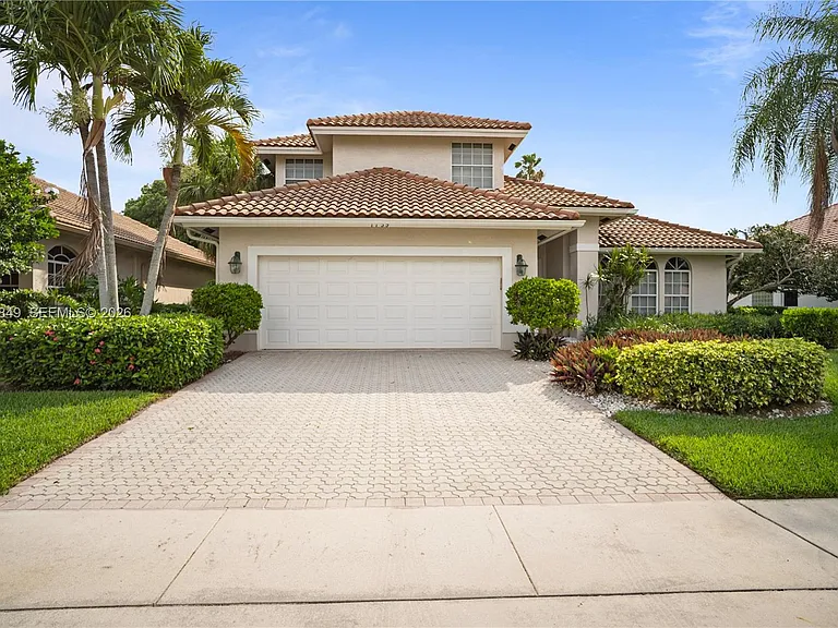 7759 La Corniche Cir — Photo 34