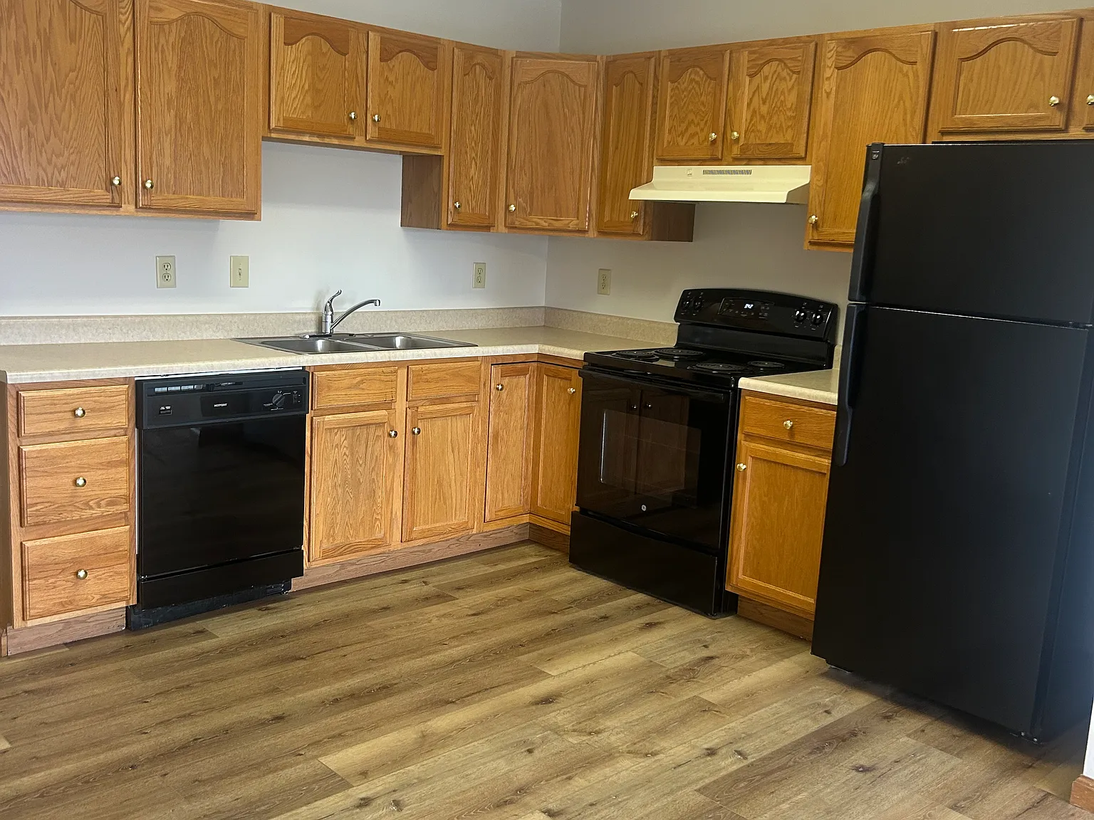 2714 Fairmont Ct — Photo 1