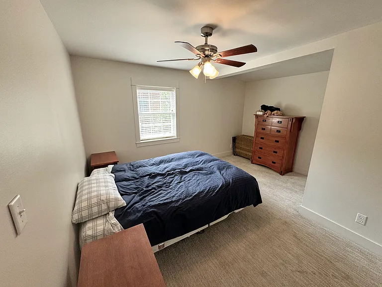 1005 N Waco Ave — Photo 11
