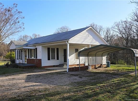2nd image of 1408 Circle Dr