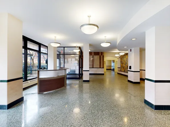 460 Neptune Avenue image 16 of 20