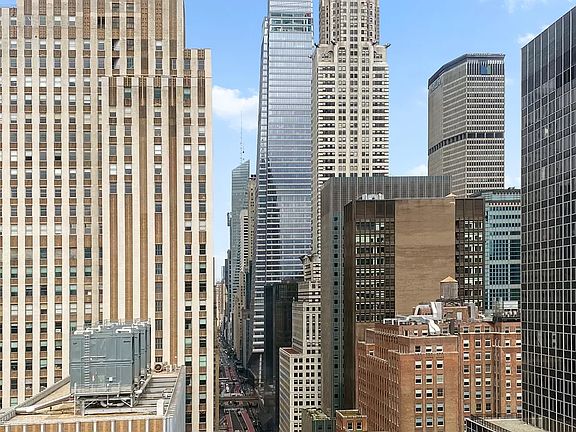 2nd image of 320 E 42nd St #2809-2807