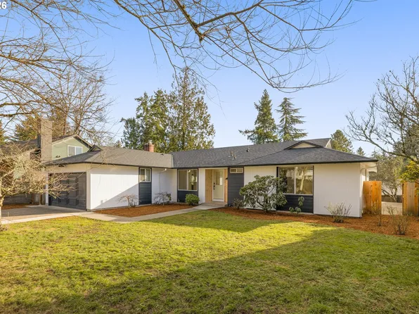 17950 NW Avalon Dr, Portland, OR 97229