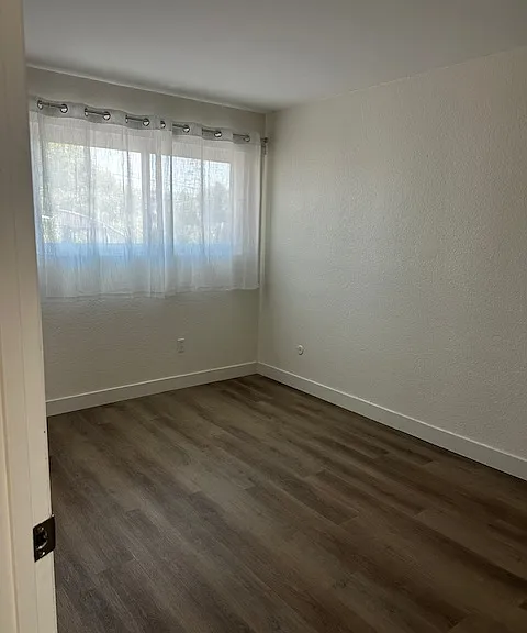 3405 Marlborough Ave — Photo 7