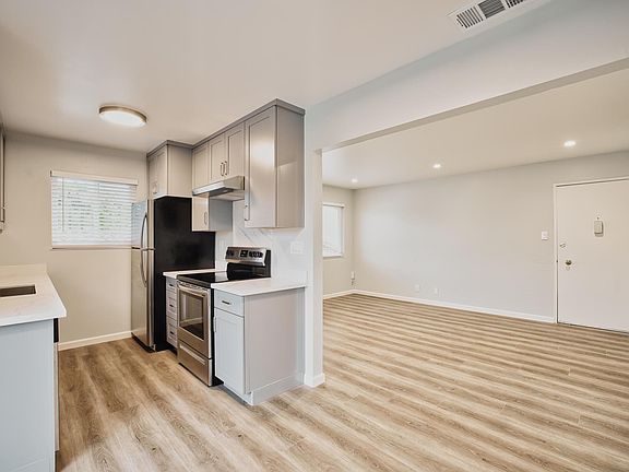 Kitchen & Family Room