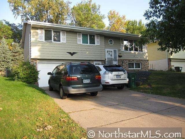 1st image of 1540 Etna St