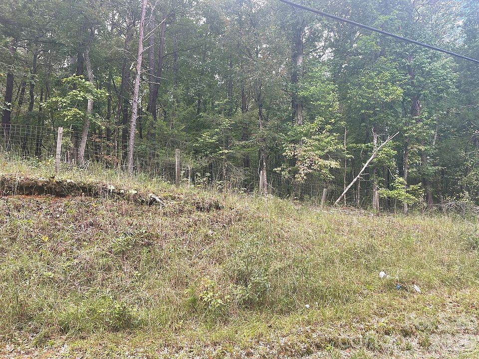 1st image of 3155 Scott Rd