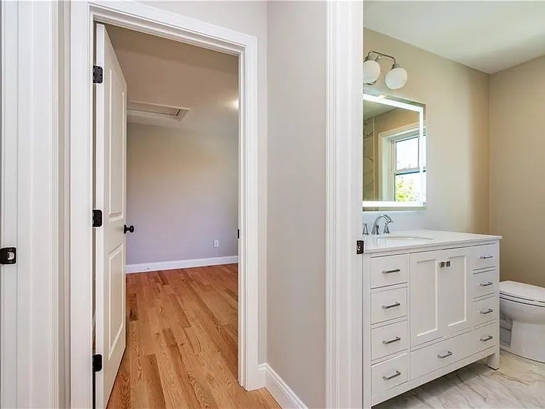 83 Cadora Ave — Photo 29