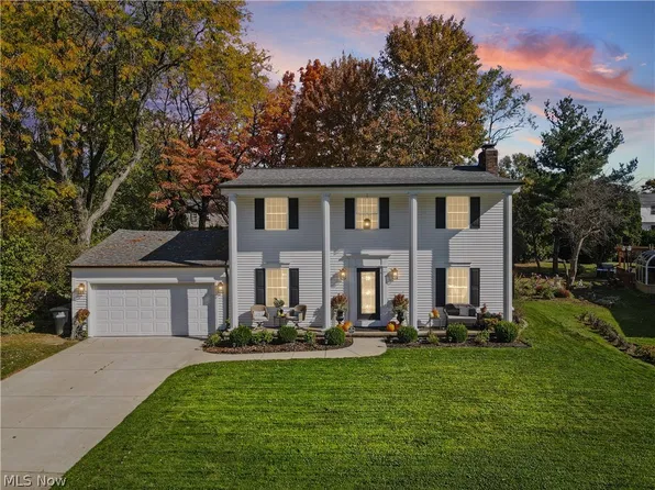 1245 Tulip Ct, Brunswick, OH 44212