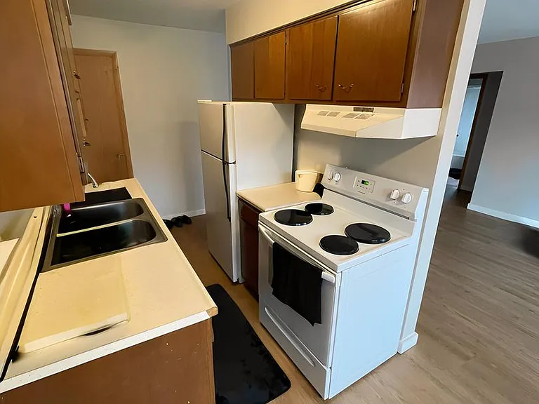 25 W Redwing St #18 — Photo 1