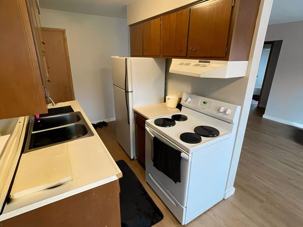 25 W Redwing St #18