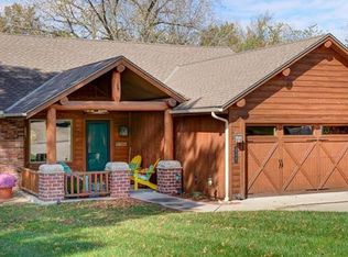 254 N Winnebago Dr, Lake Winnebago, MO 64034