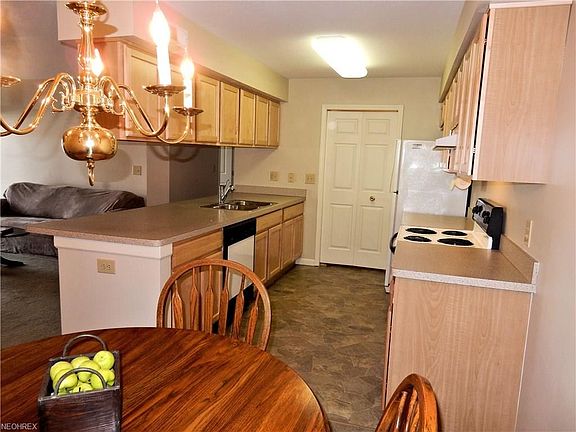 3rd image of 22656 Lenox Dr #212
