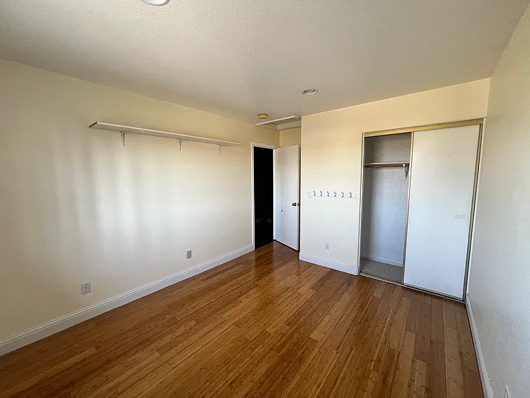 413 Brennan Pl — Photo 18