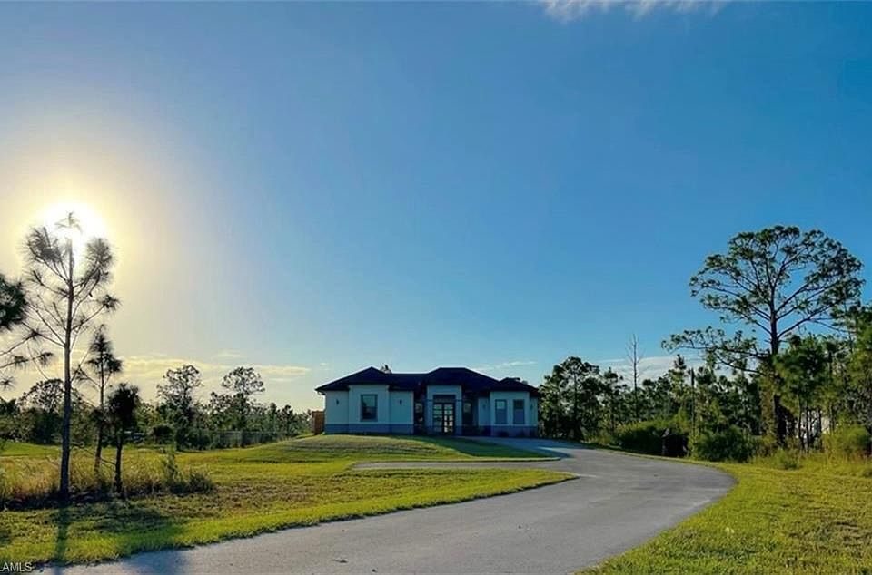 1st image of 5363 Everglades BLVD N