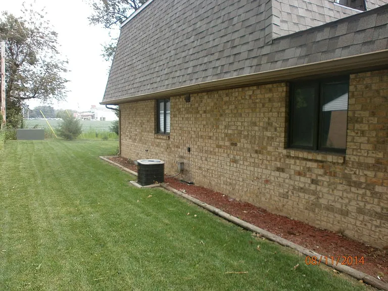 1702 Maynard Dr — Photo 10