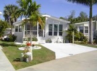 10905 Peregrine Falcon Cir, Estero, FL 33928