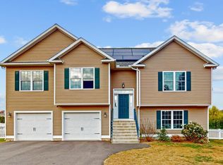 5 Meeting House Ln, Enfield, CT 06082