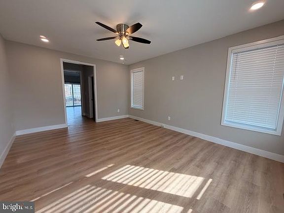 2nd image of 4006 4th St