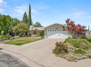 1734 Norwich Ave, Clovis, CA 93611