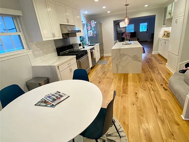 518 Westminster Ave — Photo 4
