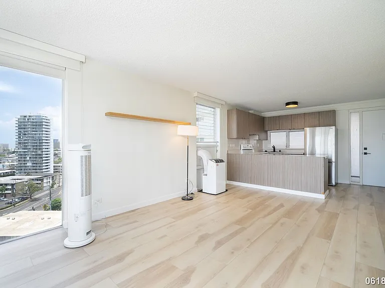 1617 Keeaumoku St #1005 — Photo 15