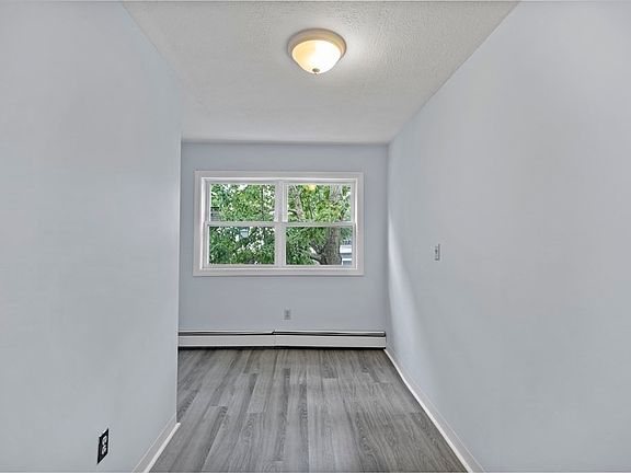 4th image of 155 5th St #1