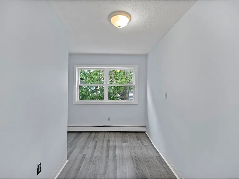 155 5th St #1 — Photo 4