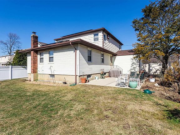3rd image of 344 N Iowa Ave