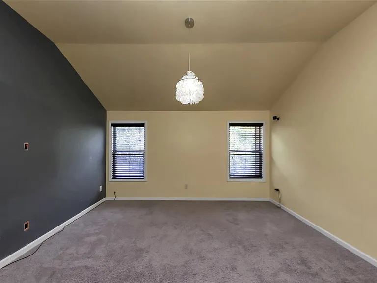 6059 Cove Park Dr — Photo 24