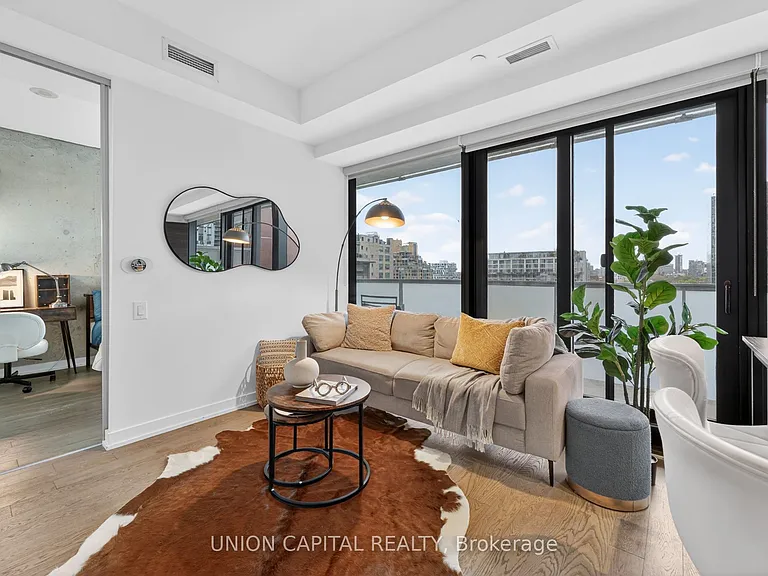 11 Charlotte St #1004 — Photo 10