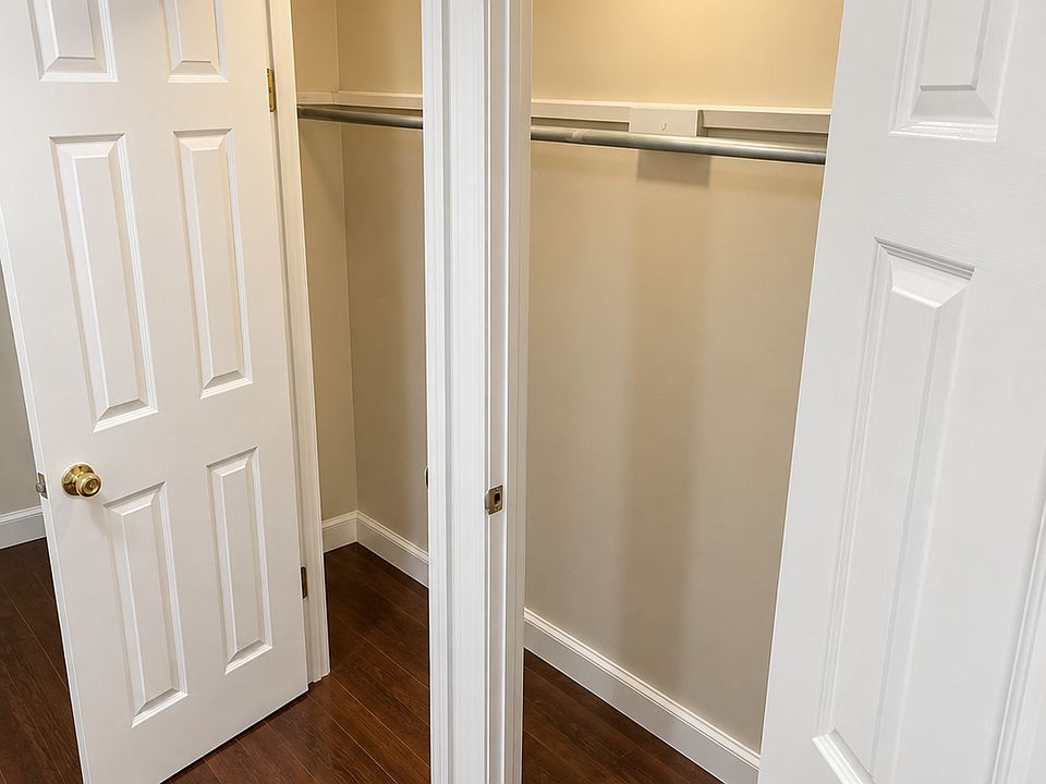 1st image of 112 S 7th Ave APT 1