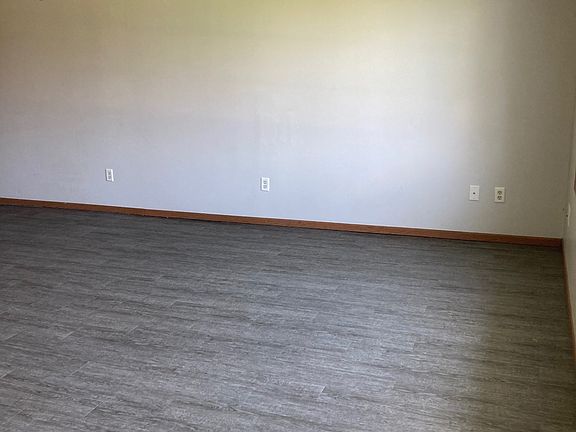 3rd image of 1002 E G St #1002