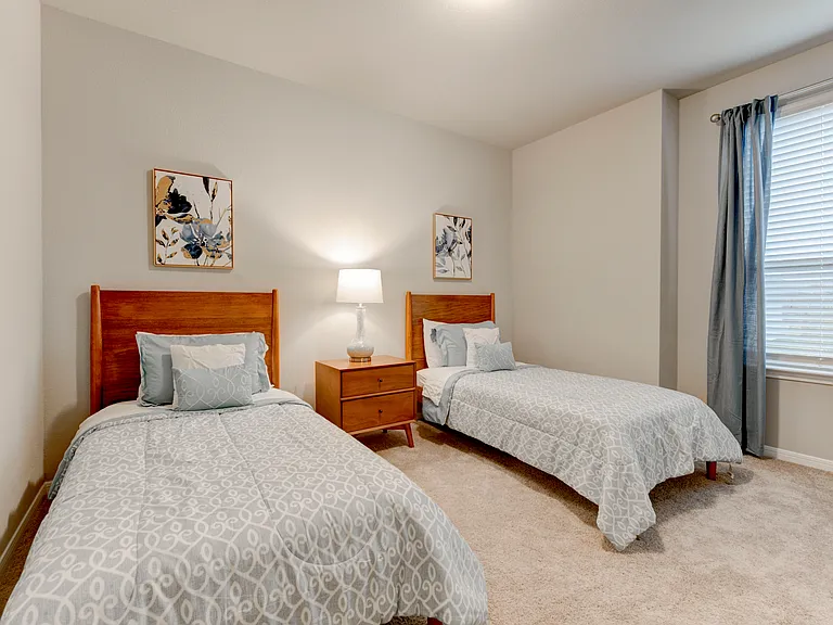 2839 Fox River Dr — Photo 12