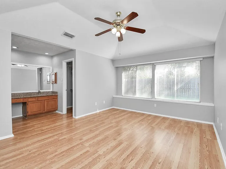 2210 S Ferrisburg Ct — Photo 8