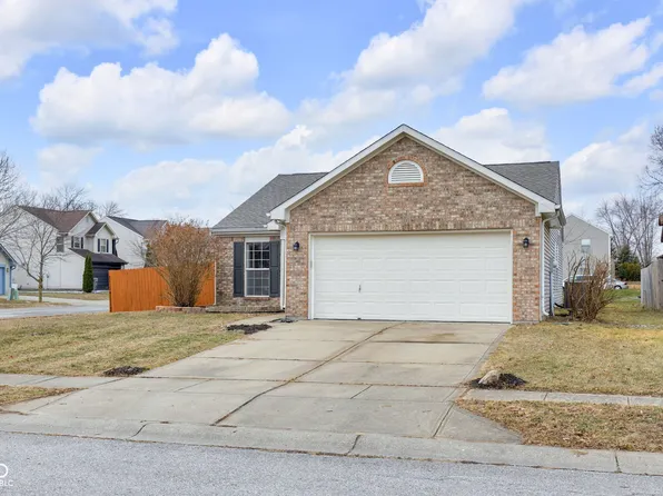 5226 Lakemanor Dr, Indianapolis, IN 46254