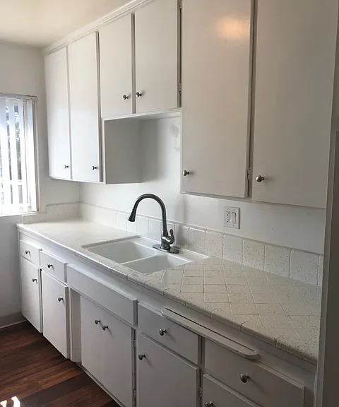 2161 Garnet Ave #8 — Photo 2