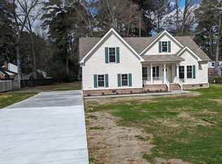 116 Cedar Rd, Chesapeake, VA 23322