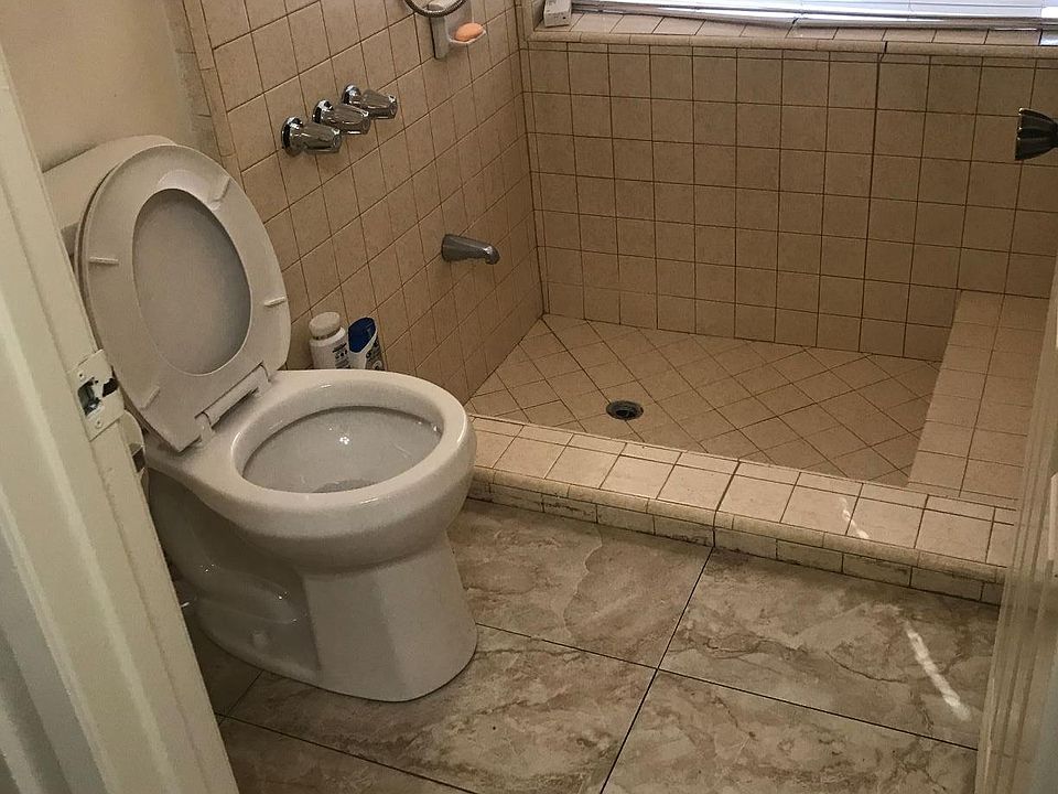 2nd image of 67645 Ovante Rd
