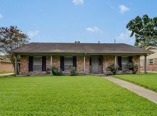 703 Blue Willow Dr, Houston, TX 77042