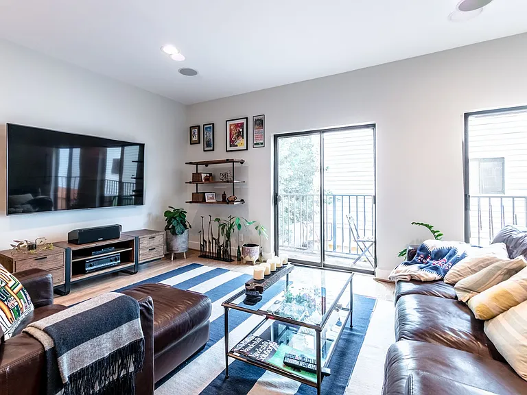 4104 Spencer St #B — Photo 13