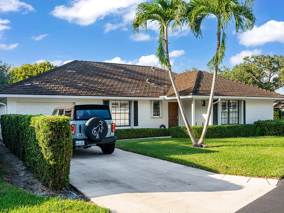 11340 Briarwood Pl