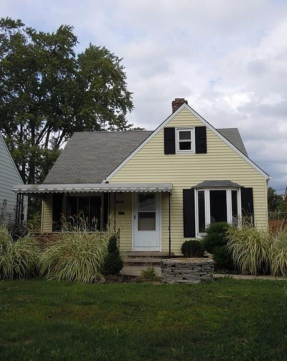 1st image of 2614 Torrington Ave