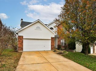 108 Hunters Green Ln, Eureka, MO