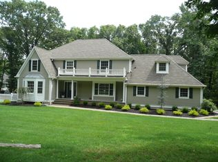 16 Buckley Hill Rd, Morristown, NJ 07960