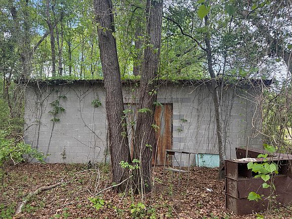 2nd image of 4255 Wedgefield Rd