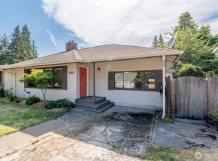 16047 Ashworth Ave N, Shoreline, WA