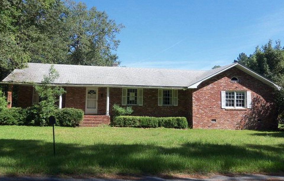 507 E 10th St, Adel, GA 31620 | Zillow